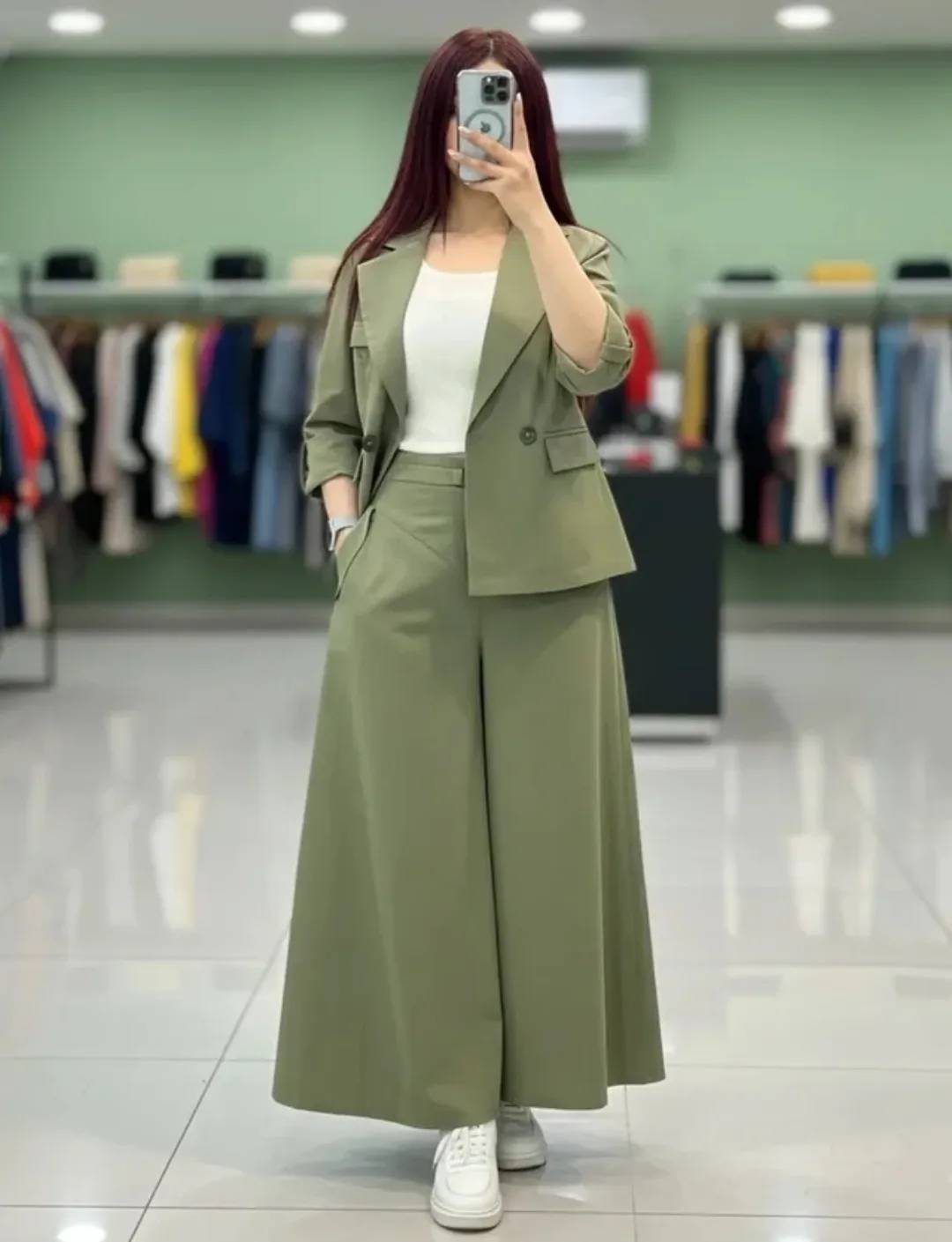 کت شلوار سارا