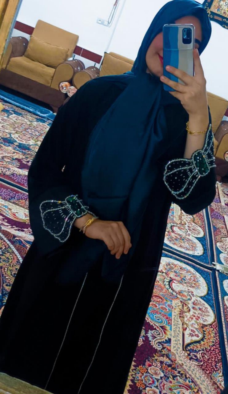 مانتو عبایی جلوباز نگین کاری شده مدل پاپیون