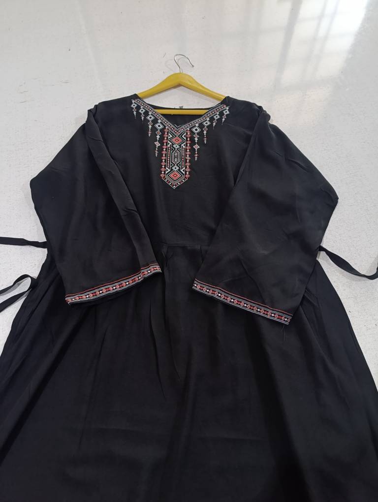 پیراهن بلند نهان