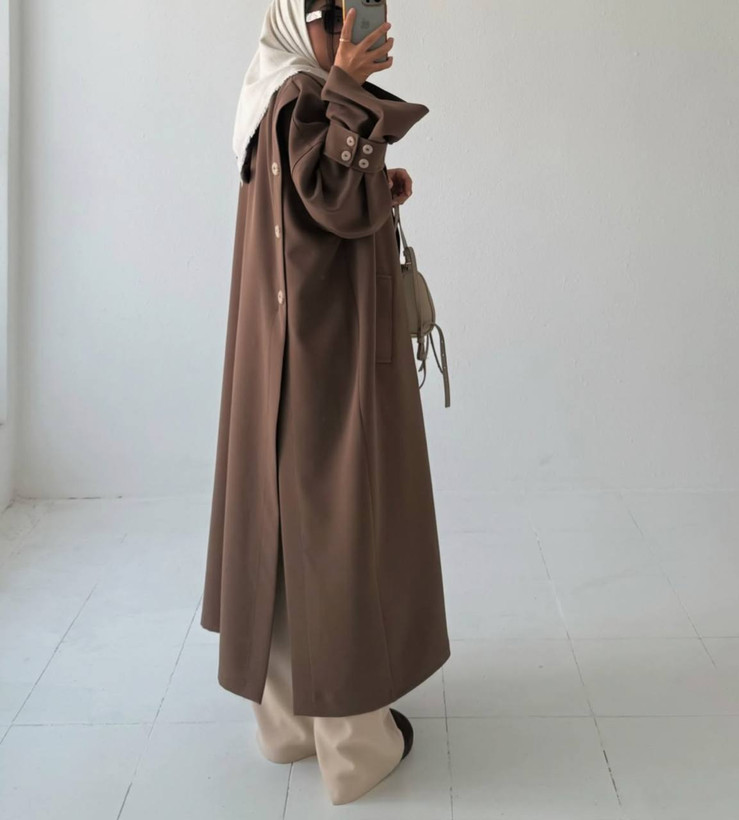 مانتو مازراتی پشت دکمه